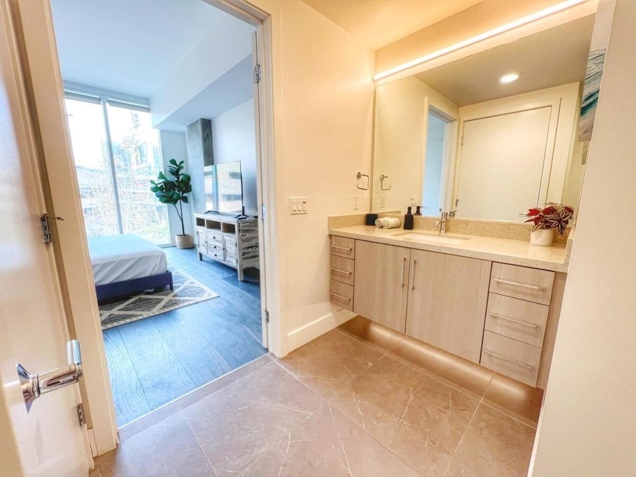 Stunning Apartment By Petco Park! ซานดิเอโก ภายนอก รูปภาพ